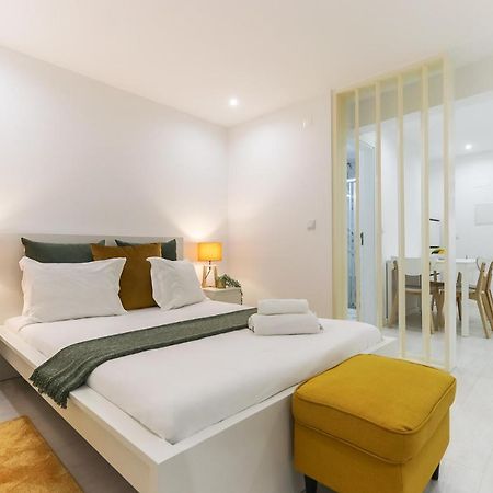 Appartamento Graca Elegant By Homing Lisbona Esterno foto