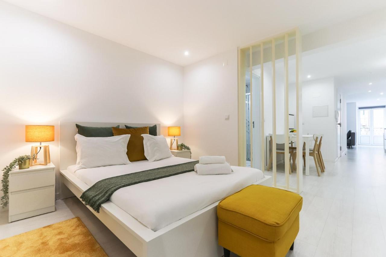 Appartamento Graca Elegant By Homing Lisbona Esterno foto